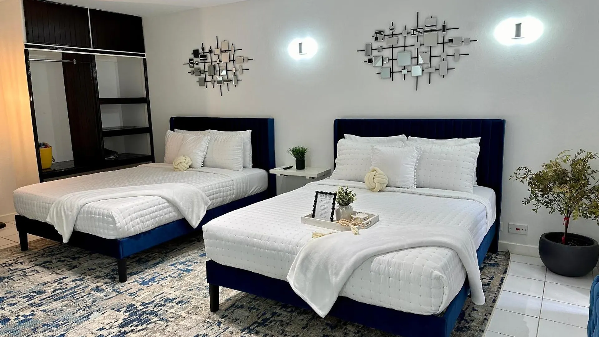 Falcon Shoreline- Airport Pickup Available - Gated-Security Montego Bay Daire